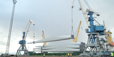 The Saarde wind farm components arrive to the Paldiski port